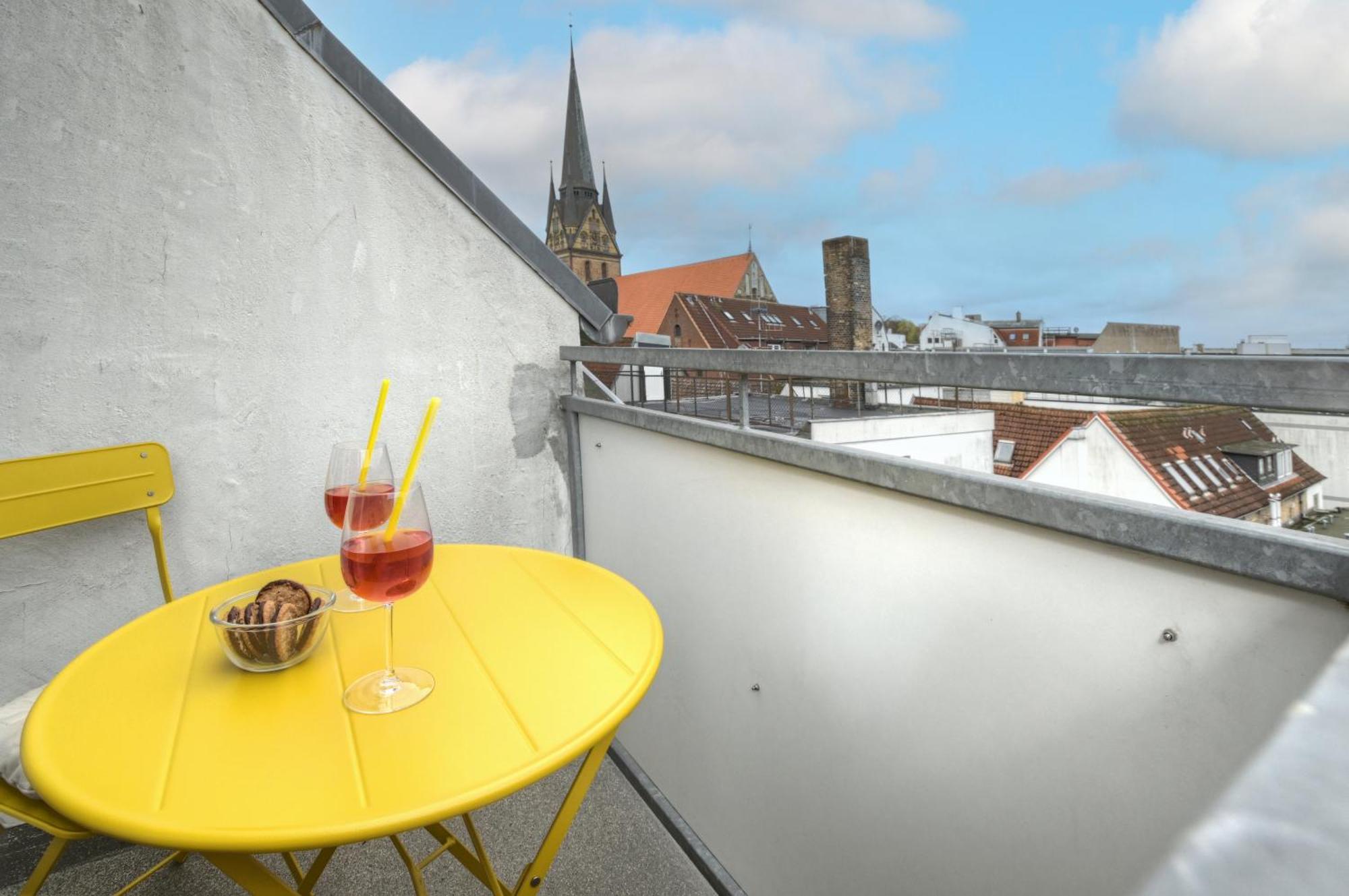 Mittendrin - Apartment Mit 2 Balkonen Sehr Zentral Flensburg Eksteriør bilde